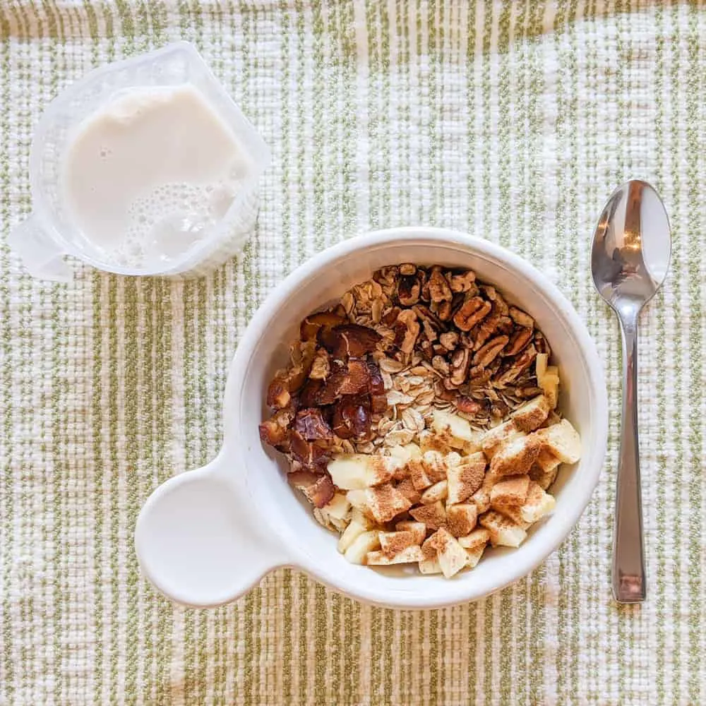 Banana Nut Muesli with Milk